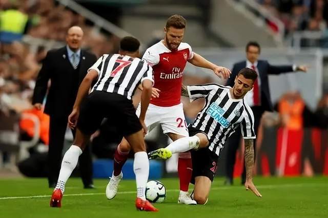 骑士新赛季面临的隐忧与哈登的角色